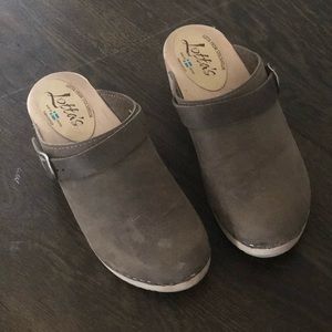 Lotta from Stockholm classic grey suede clog